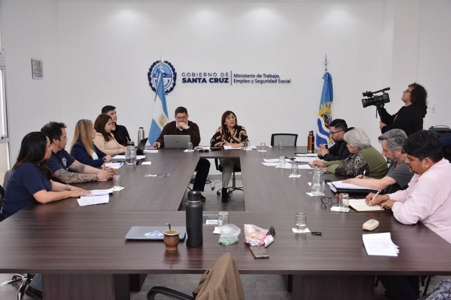 Verbes: Como lo plantea el Gobernador, el diálogo con los gremios es permanente